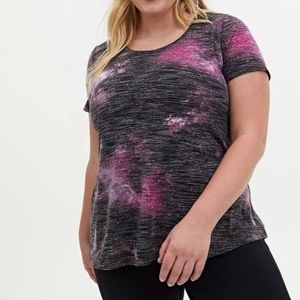Torrid high-low active tee in galaxy print, size 4, black and pink.
